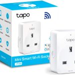 TP Link Tapo P100 Smart Wi Fi Plug, UK Plug,Works with Amazon Alexa or the Google Assistant, Compact Design,Easy Setup, Multiple Safety Guarantees, White, 1-Pack